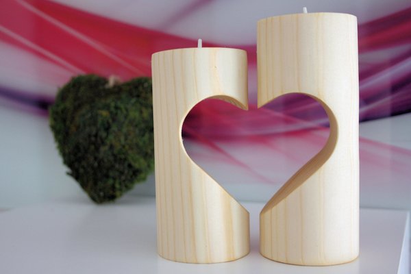 Teelichthalter Herz aus Fichtenholz, gedrechselt, natur (2 Teile)